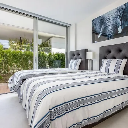 The Edge Front Line Luxury And Apartment *